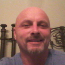 Eric Alden headshot